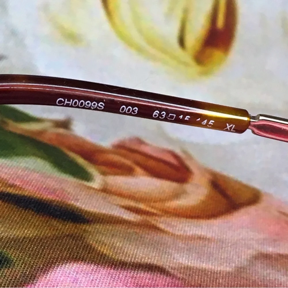 Chloe sunglasses metal red & silver rim FLAWED AS IS from rtr with case
